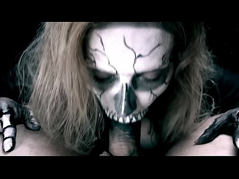 ❤️ شیطان لڑکی اپنے کالے منہ سے لنڈ چوس رہی ہے اور سہ نگل رہی ہے۔ ❌ پر ur.hentai-for.ru ☑